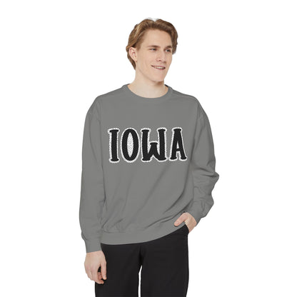 Iowa Roots | Iowa Dot Frame | Adult Crewneck | Comfort Colors