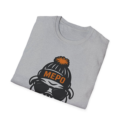 Bulldog with Shades & Beanie | Gildan Softstyle