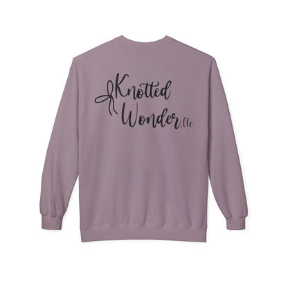 Knotted Wonder Crewneck | Gildan Softstyle