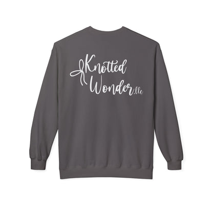 Knotted Wonder Crewneck | Gildan Softstyle